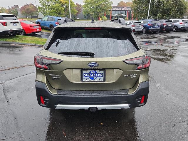 Photo of 2022 Green Metallic Subaru Outback