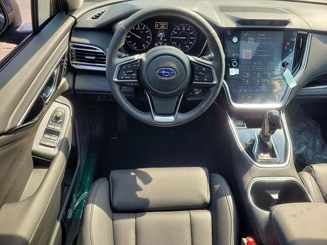 Photo of 2025 Crystal Black Silica Subaru Outback