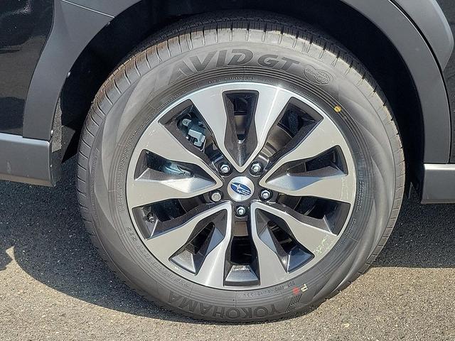 Photo of 2025 Crystal Black Silica Subaru Outback