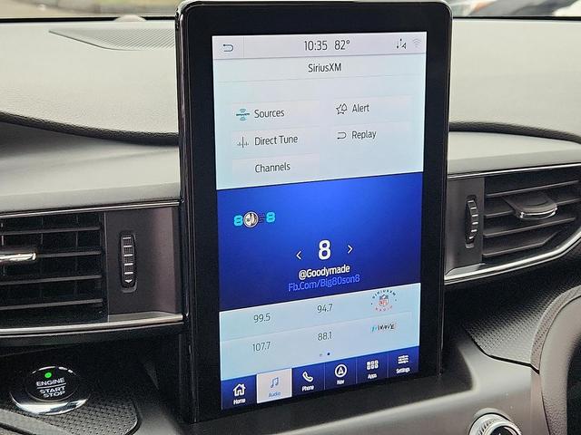 Photo of 2020 Star White Metallic Tri-Coat Ford Explorer