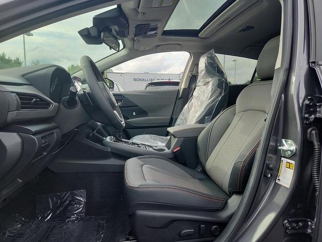 Photo of 2025 Magnetite Gray Metallic/Crystal Black Silica Subaru Crosstrek