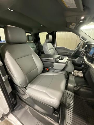 Photo of 2025 Oxford White Ford F-250