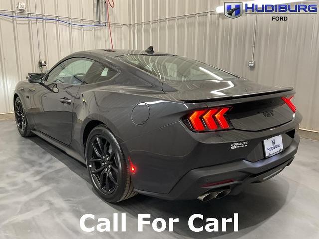 Photo of 2024 Gray Metallic Ford Mustang
