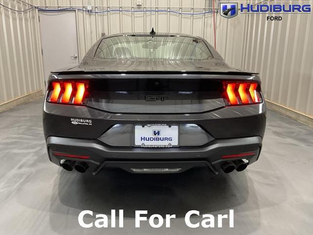 Photo of 2024 Gray Metallic Ford Mustang