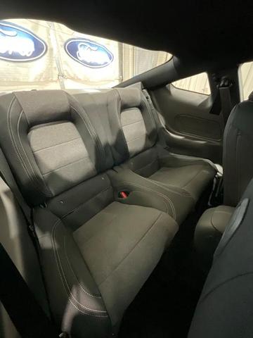 Photo of 2025 White Ford Mustang