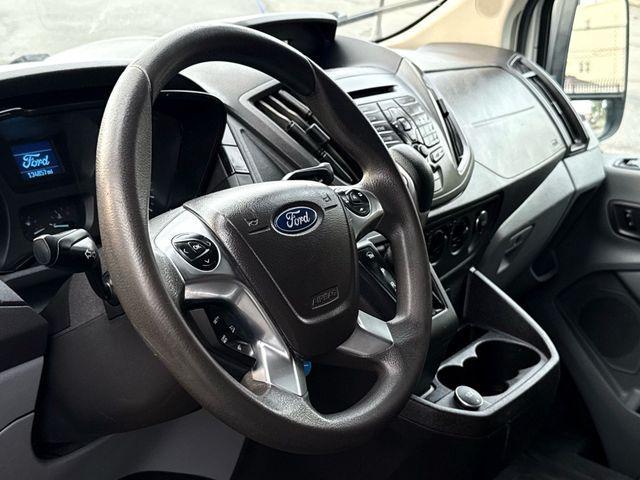 Photo of 2018 White Ford Transit-350