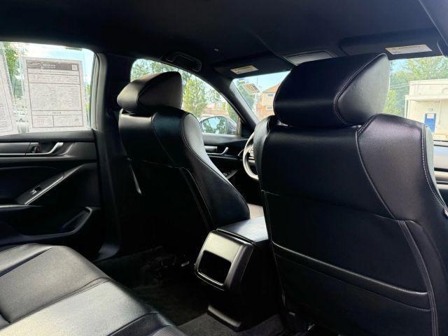 Photo of 2022 Gray Honda Accord Hybrid