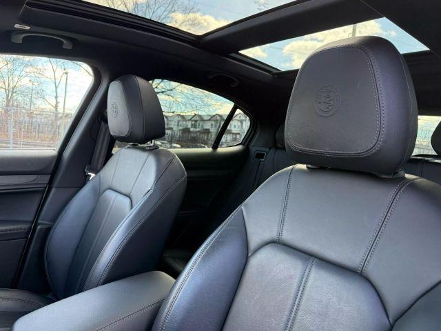 Photo of 2022 White Alfa Romeo Stelvio