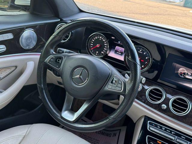 Photo of 2017 White Mercedes-Benz E-Class