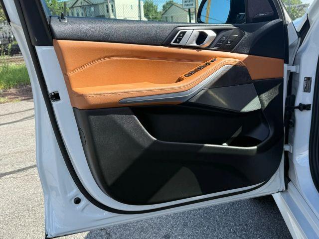 Photo of 2019 White BMW X5