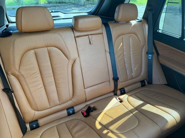 Photo of 2019 White BMW X5