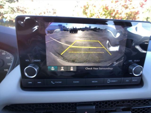 Photo of 2025 Platinum White Pearl Honda HR-V