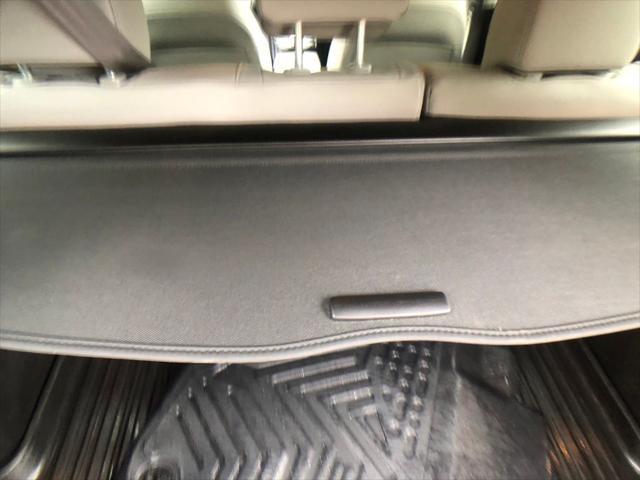 Photo of 2021 Obsidian Blue Pearl Honda CR-V Hybrid
