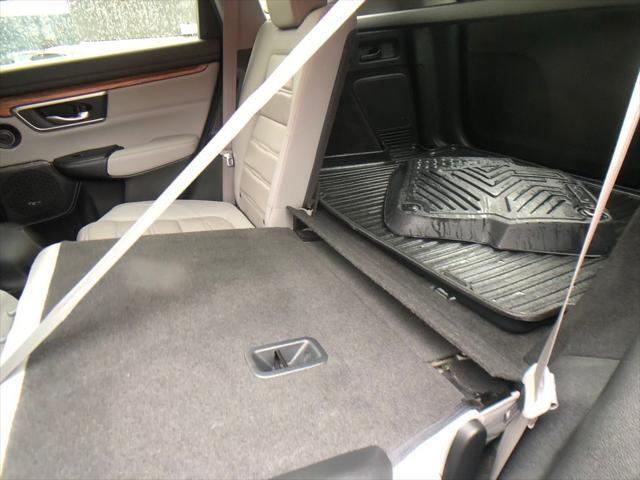 Photo of 2021 Obsidian Blue Pearl Honda CR-V Hybrid
