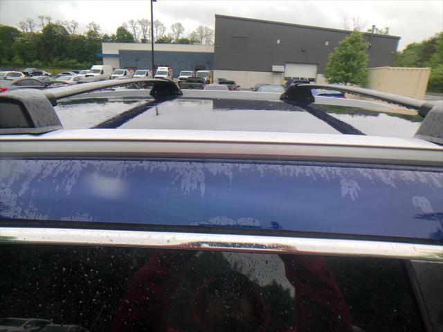 Photo of 2021 Obsidian Blue Pearl Honda CR-V Hybrid