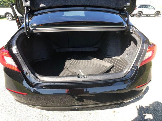 Photo of 2022 Crystal Black Pearl Honda Accord