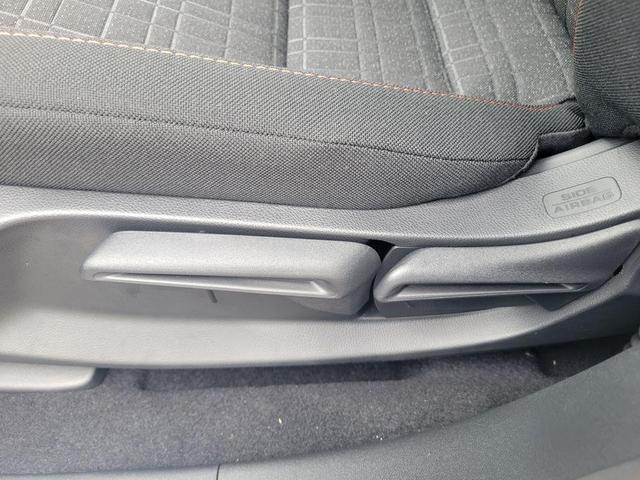 Photo of 2026 Urban Gray Pearl Honda HR-V