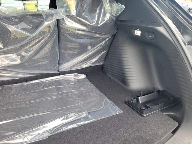 Photo of 2026 Urban Gray Pearl Honda HR-V