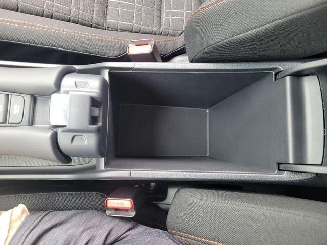 Photo of 2026 Urban Gray Pearl Honda HR-V