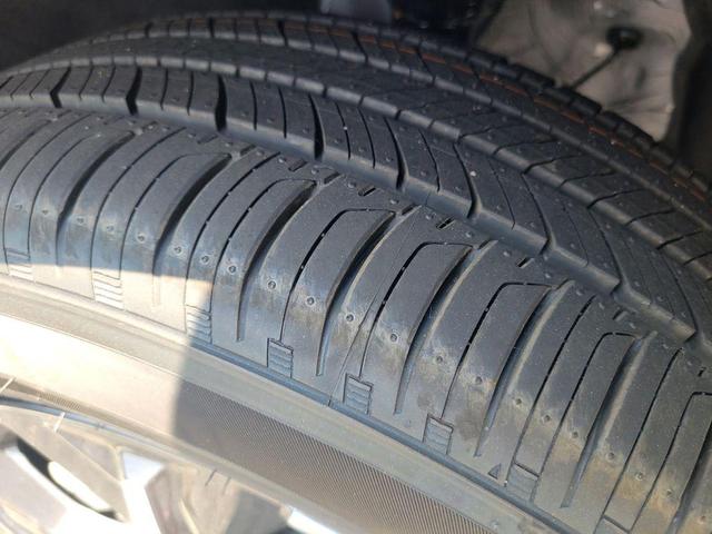Photo of 2026 Urban Gray Pearl Honda HR-V