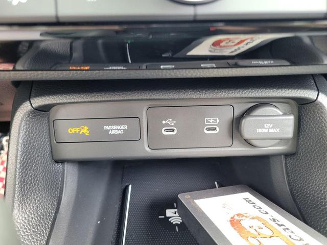 Photo of 2026 Urban Gray Pearl Honda Civic Hybrid