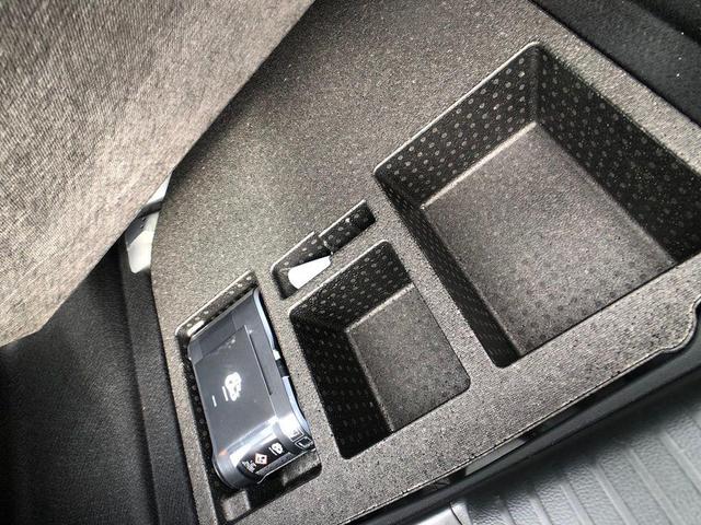 Photo of 2023 Gray Honda Accord Hybrid