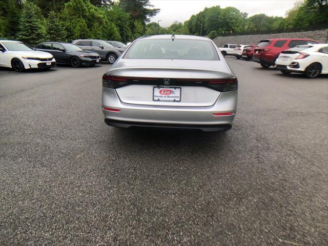 Photo of 2024 Meteorite Gray Metallic Honda Accord