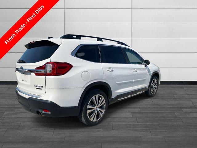 Photo of 2019 Crystal White Pearl Subaru Ascent