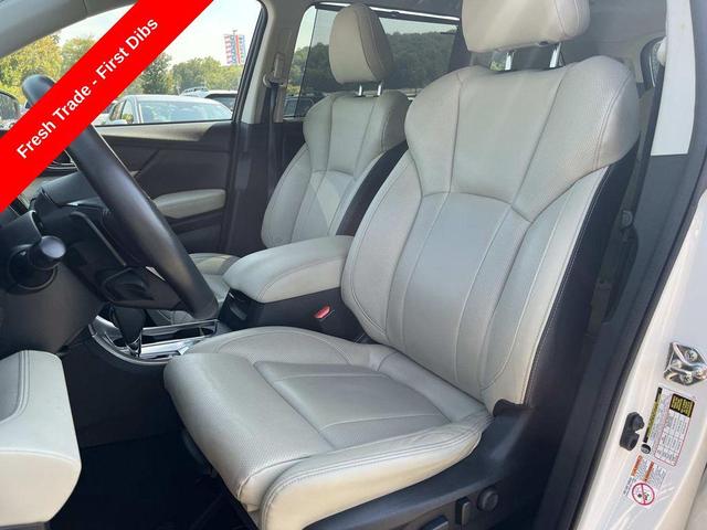 Photo of 2019 Crystal White Pearl Subaru Ascent