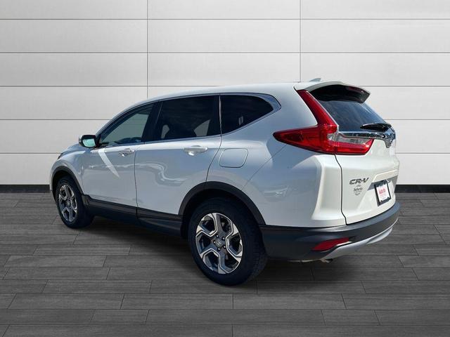 Photo of 2018 White Diamond Pearl Honda CR-V
