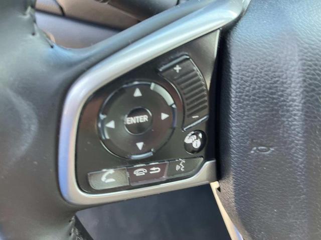 Photo of 2018 White Diamond Pearl Honda CR-V