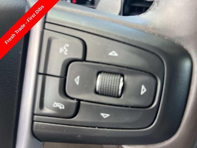 Photo of 2023 Summit White GMC Sierra 1500