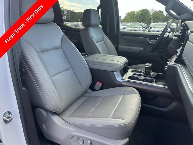 Photo of 2023 Summit White GMC Sierra 1500