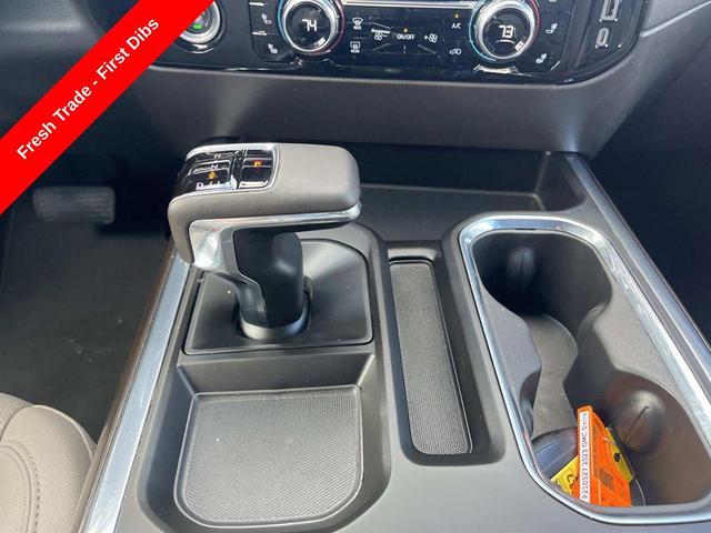 Photo of 2023 Summit White GMC Sierra 1500