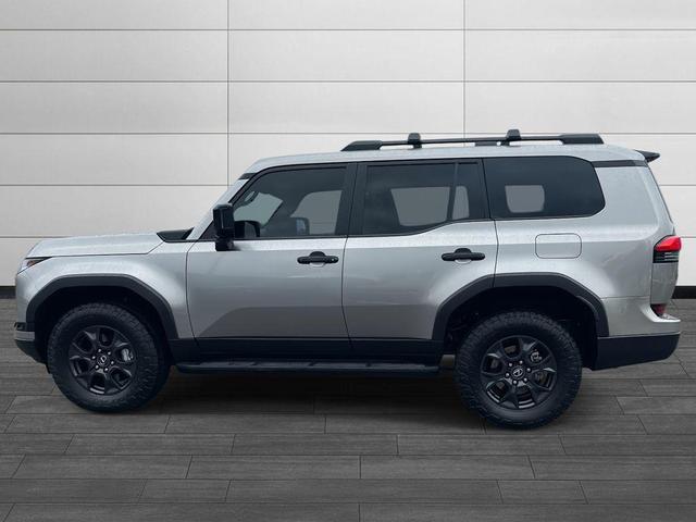 Photo of 2024 Atomic Silver Lexus GX 550