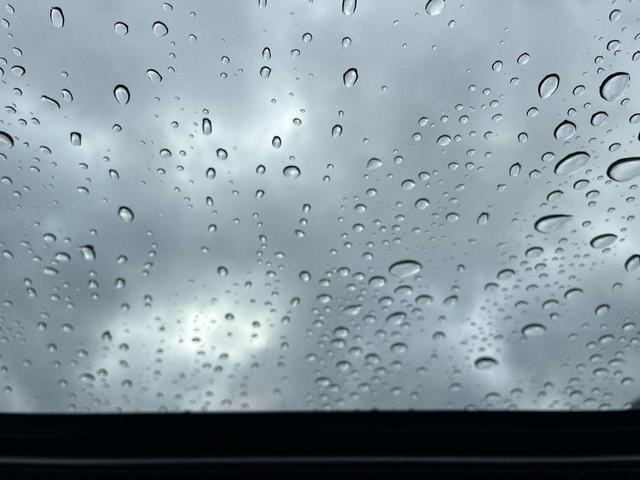 Photo of 2024 Atomic Silver Lexus GX 550