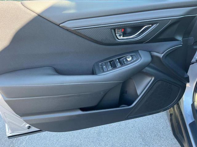 Photo of 2025 Silver Metallic Subaru Outback