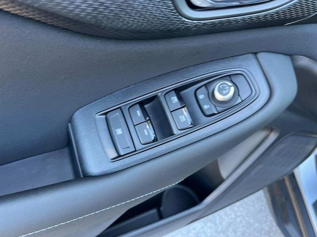 Photo of 2025 Silver Metallic Subaru Outback