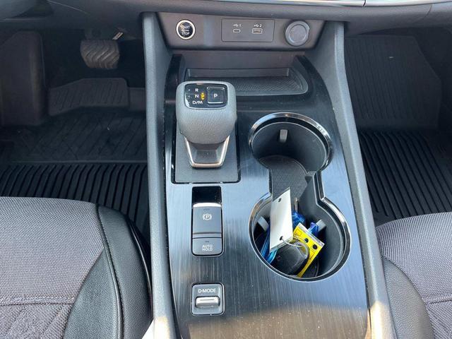 Photo of 2022 Brilliant Silver Metallic Nissan Rogue