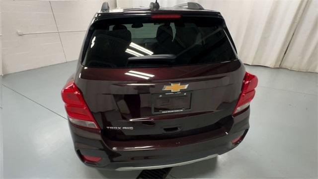 Photo of 2022 Black Cherry Metallic Chevrolet Trax