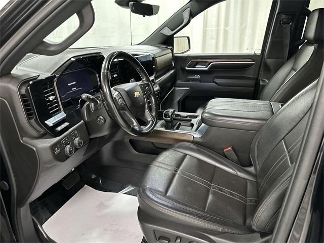 Photo of 2024 Black Chevrolet Silverado 1500
