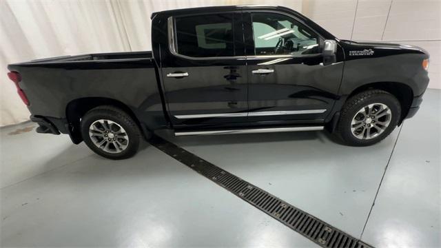 Photo of 2024 Black Chevrolet Silverado 1500