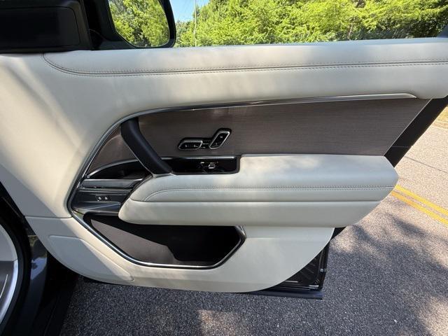 Photo of 2025 Grey Land Rover Range Rover