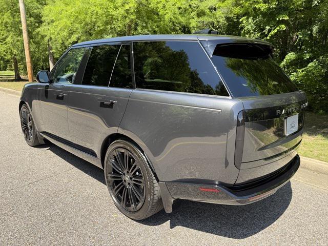 Photo of 2025 Grey Land Rover Range Rover