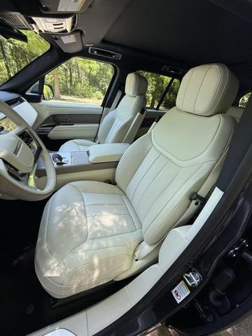 Photo of 2025 Grey Land Rover Range Rover