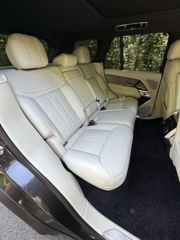 Photo of 2025 Grey Land Rover Range Rover