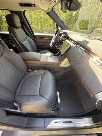 Photo of 2025 Grey Land Rover Range Rover