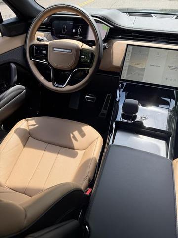 Photo of 2025 Grey Land Rover Range Rover Sport