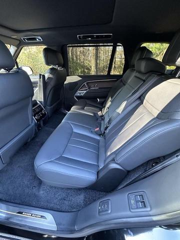 Photo of 2025 Santorini Black Land Rover Range Rover