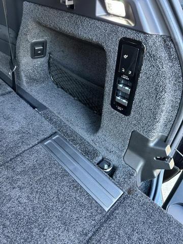 Photo of 2025 Santorini Black Land Rover Range Rover